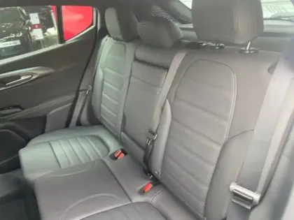 Photo 9 Alfa Romeo Tonale  1.3 PHEV 280ch Sprint AT6 e-Q4