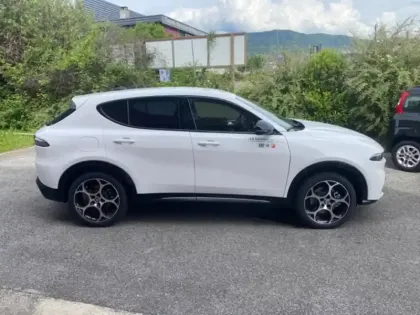 Photo 3 Alfa Romeo Tonale  1.3 PHEV 280ch Sprint AT6 e-Q4