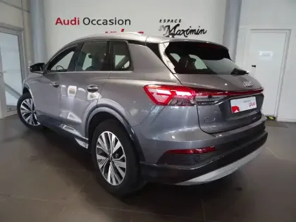 Photo 18 Audi Q4  e-tron 50 quattro 299 ch 82 kW