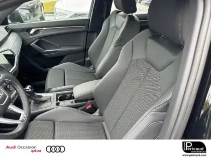 Photo 22 Audi Q3  45 TFSIe 245 ch S tronic 6