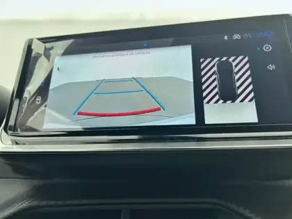 Photo 42 Peugeot 2008  Electrique 54 kWh 156 ch