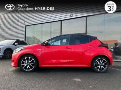 Photo 8 Toyota Yaris  116h Première 5p