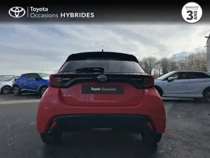Photo 9 Toyota Yaris  116h Première 5p