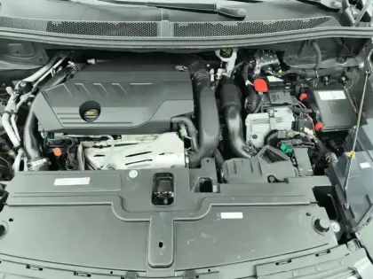 Photo 6 Opel Grandland X  Hybrid 225 ch BVA8 Edition
