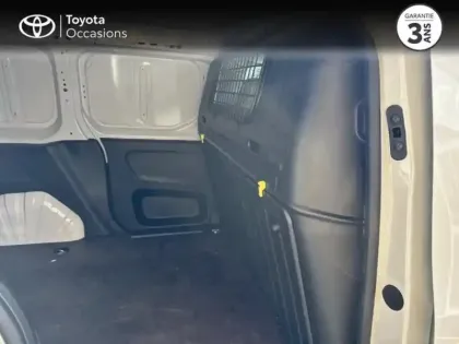 Photo 5 Toyota Proace  CITY Medium 100 D-4D Business Look PL RC23