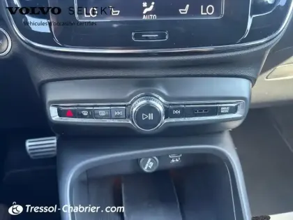 Photo 12 Volvo XC40  T5 Recharge 180+82 ch DCT7 R-Design