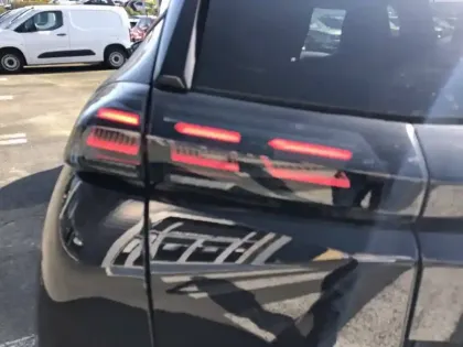 Photo 36 Peugeot 2008  Hybrid 136 e-DCS6