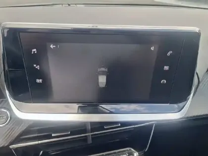 Photo 43 Peugeot 208  Electrique 50 kWh 136ch