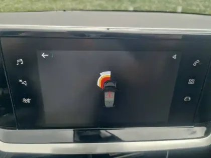 Photo 49 Peugeot 208  Electrique 50 kWh 136ch