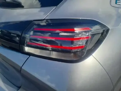 Photo 30 Peugeot 208  Electrique 50 kWh 136ch