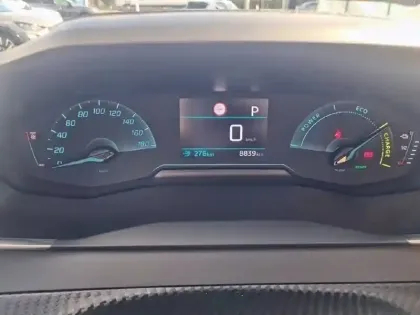 Photo 34 Peugeot 208  Electrique 50 kWh 136ch