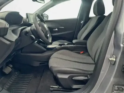 Photo 35 Peugeot 208  Electrique 50 kWh 136ch