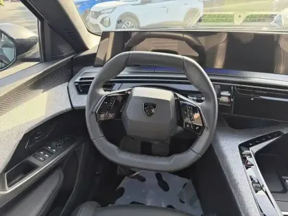 Photo 8 Peugeot 3008  Hybrid 136 e-DCS6