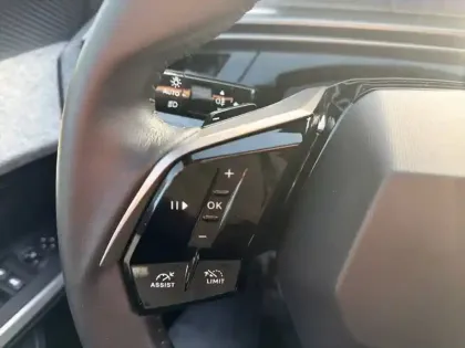 Photo 19 Peugeot 3008  Hybrid 136 e-DCS6