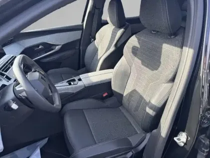 Photo 10 Peugeot 3008  Hybrid 136 e-DCS6