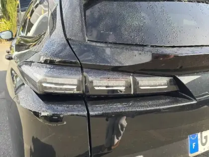 Photo 16 Peugeot 308  SW BlueHDi 130ch S&S EAT8