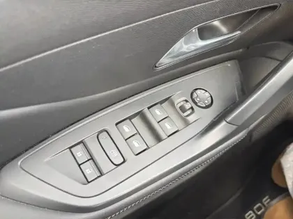 Photo 22 Peugeot 308  SW BlueHDi 130ch S&S EAT8