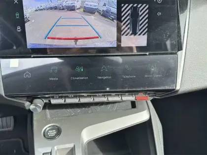 Photo 21 Peugeot 308  SW BlueHDi 130ch S&S EAT8