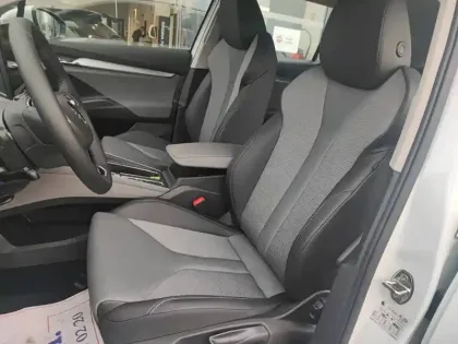 Photo 6 Skoda Enyaq  iV 60