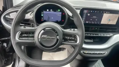 Photo 10 Fiat 500  e 118 ch Icône