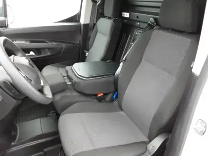 Photo 11 Peugeot Partner E- FOURGON M 800 KG 136 CH BATTERIE 51 KWH