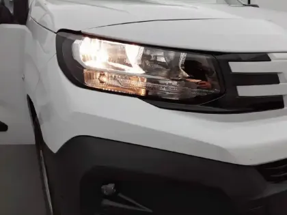 Photo 15 Peugeot Partner E- FOURGON M 800 KG 136 CH BATTERIE 51 KWH