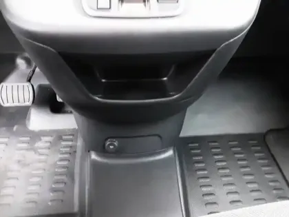 Photo 29 Peugeot Partner E- FOURGON M 800 KG 136 CH BATTERIE 51 KWH