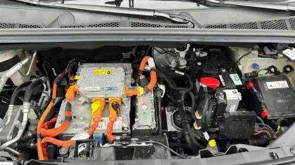 Photo 87 Peugeot Partner E- FOURGON M 800 KG 136 CH BATTERIE 51 KWH
