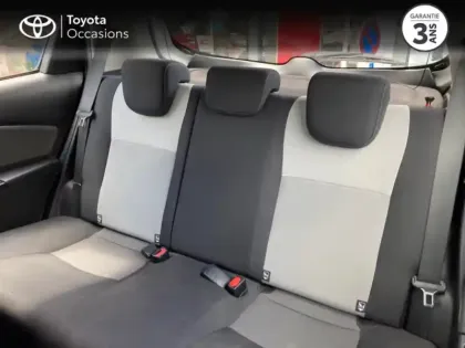 Photo 11 Toyota Yaris  110 VVT-i France Connect 5p RC19