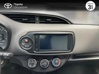 Photo 14 Toyota Yaris  110 VVT-i France Connect 5p RC19