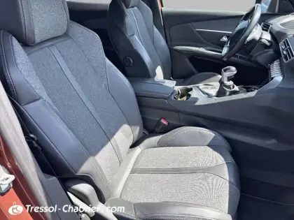 Photo 23 Peugeot 3008  1.2 Puretech 130ch S&S BVM6 GT Line