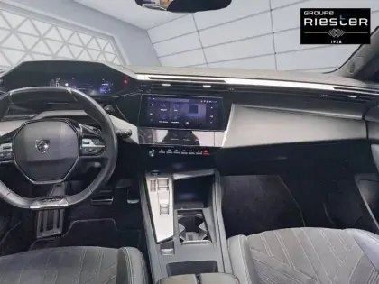 Photo 47 Peugeot 308  PHEV 180 e-EAT8