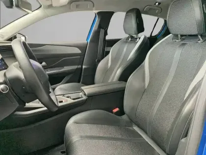 Photo 32 Peugeot 308  PureTech 130ch S&S BVM6