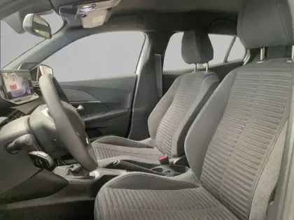 Photo 32 Peugeot 2008  PureTech 100 S&S BVM6