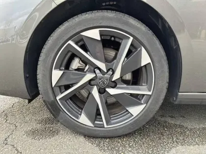 Photo 12 Peugeot 308  SW PureTech 130ch S&S EAT8