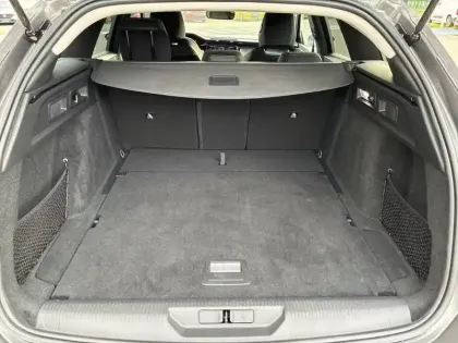 Photo 27 Peugeot 308  SW PureTech 130ch S&S EAT8