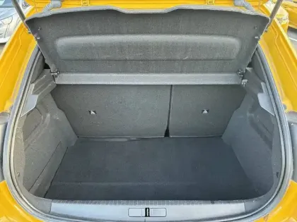 Photo 26 Peugeot 208  Electrique 50 kWh 136ch