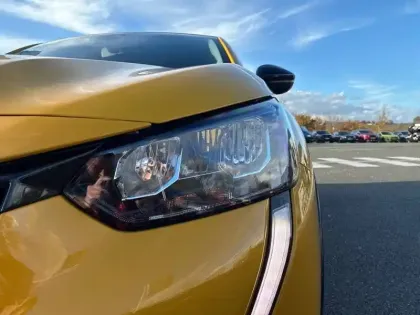 Photo 36 Peugeot 208  Electrique 50 kWh 136ch