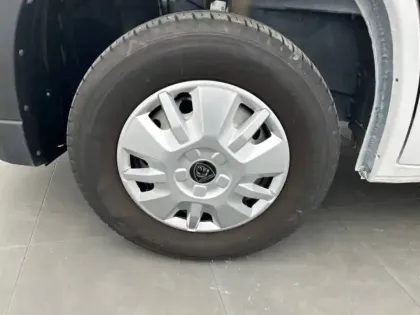 Photo 32 Peugeot Boxer  FOURGON TOLE 3.3 T L2H2 BLUEHDI 140 S&S BVM6