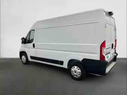 Photo 26 Peugeot Boxer  FOURGON TOLE 3.3 T L2H2 BLUEHDI 140 S&S BVM6