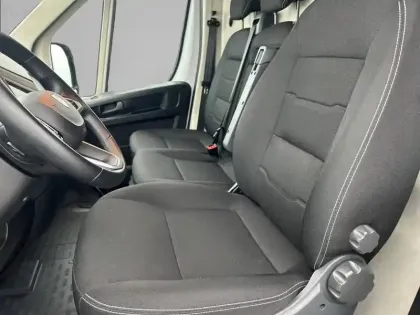 Photo 30 Peugeot Boxer  FOURGON TOLE 3.3 T L2H2 BLUEHDI 140 S&S BVM6