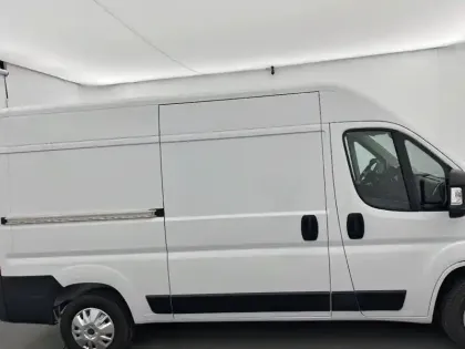 Photo 23 Peugeot Boxer  FOURGON TOLE 3.3 T L2H2 BLUEHDI 140 S&S BVM6