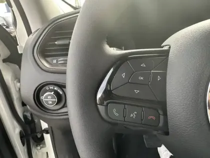 Photo 18 Jeep Renegade  1.3 Turbo T4 190 ch PHEV AT6 4xe eAWD