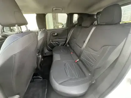 Photo 14 Jeep Renegade  1.3 Turbo T4 190 ch PHEV AT6 4xe eAWD