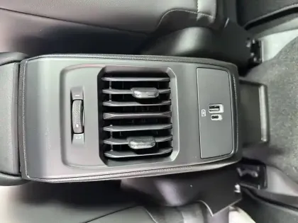 Photo 38 Alfa Romeo Tonale  1.5 Hybrid 160 ch VGT TCT7