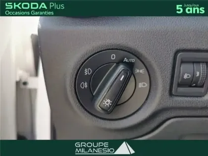 Photo 15 Skoda Fabia 1.0 MPI 80 CH BVM5