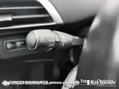 Photo 17 Peugeot 3008  Puretech 130ch S&S BVM6 Allure