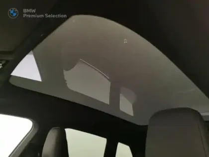 Photo 10 BMW Ix  xDrive50 523ch