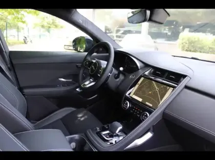 Photo 20 Jaguar E-Pace  P300e PHEV 309ch R-Dynamic HSE