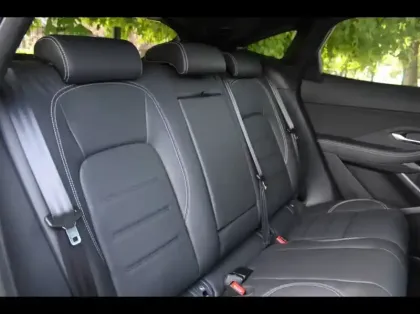 Photo 22 Jaguar E-Pace  P300e PHEV 309ch R-Dynamic HSE